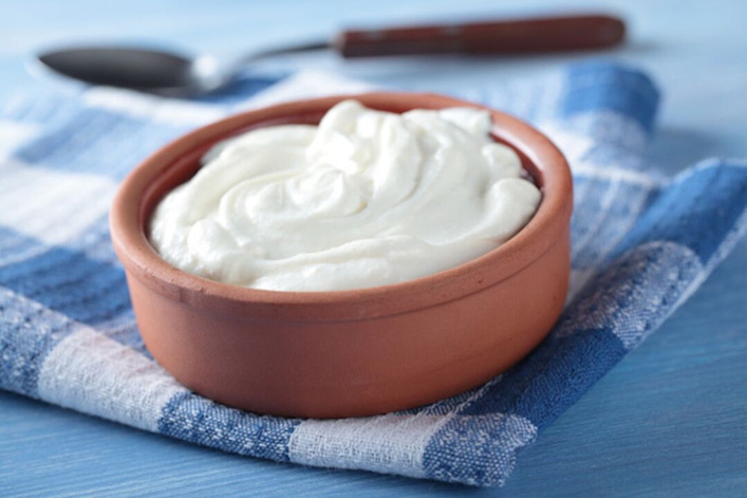 Greek yogurt alang sa 6 petal diet